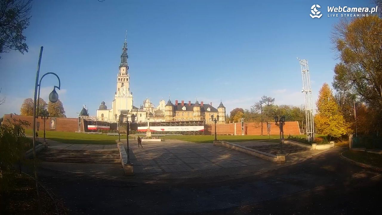 CZĘSTOCHOWA - widok na JASNĄ Górę - 28 październik 2026, 19:56