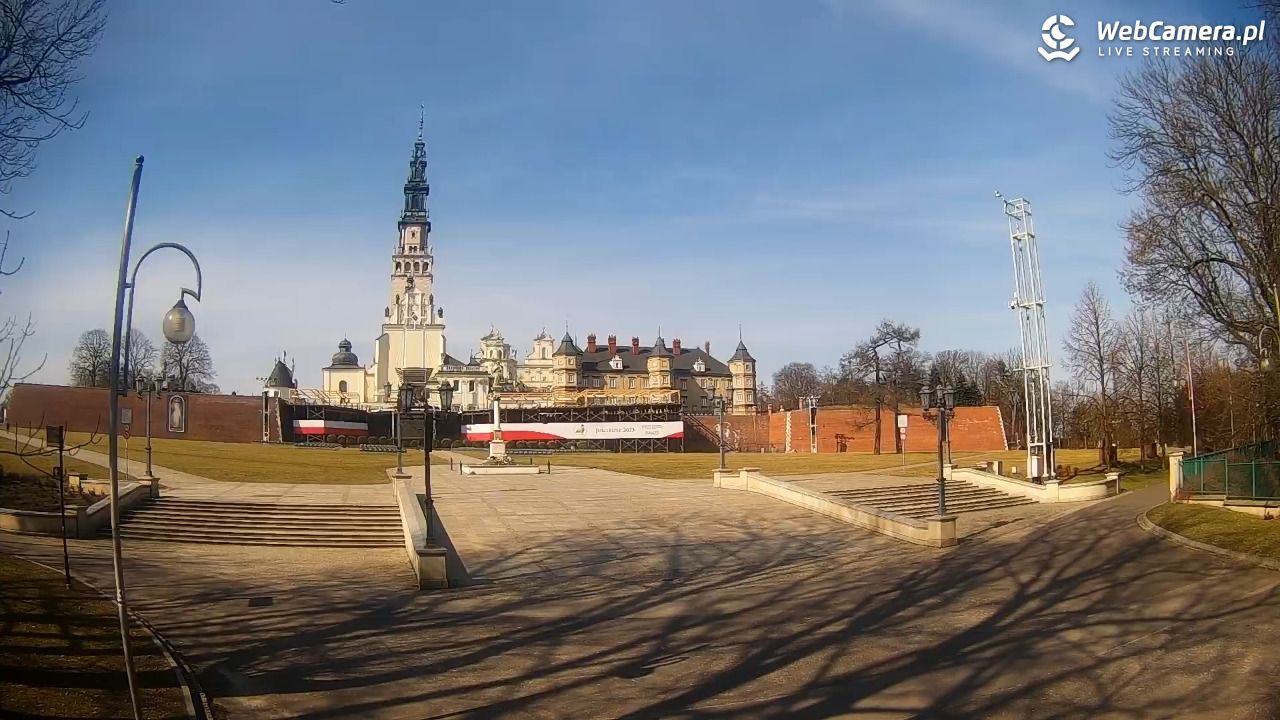 CZĘSTOCHOWA - widok na JASNĄ Górę - 15 marzec 2026, 10:28