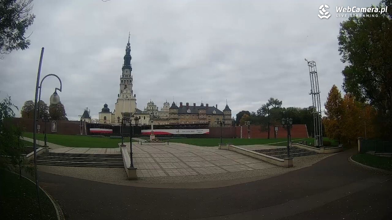 CZĘSTOCHOWA - widok na JASNĄ Górę - 16 październik 2025, 11:32