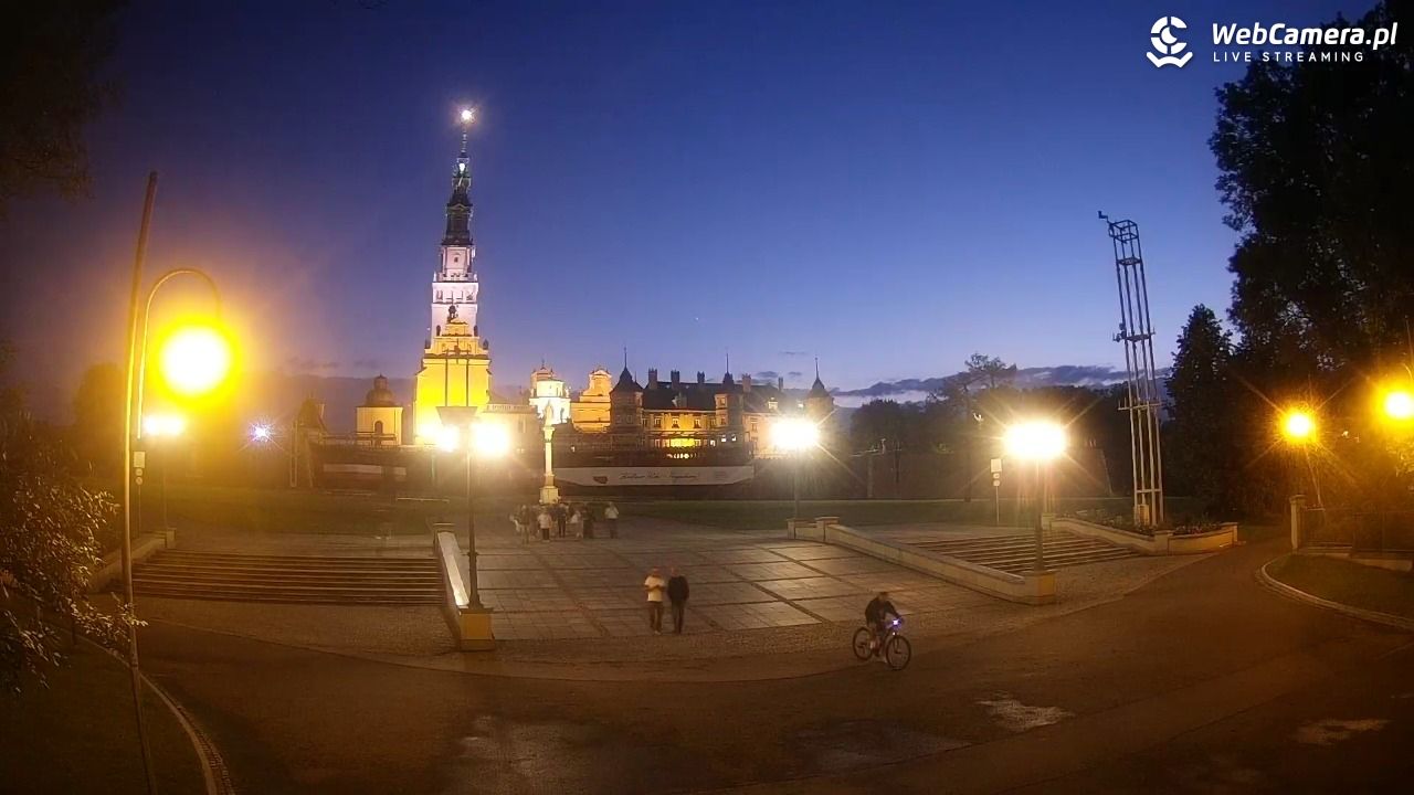 CZĘSTOCHOWA - widok na JASNĄ Górę - 13 czerwiec 2026, 21:57