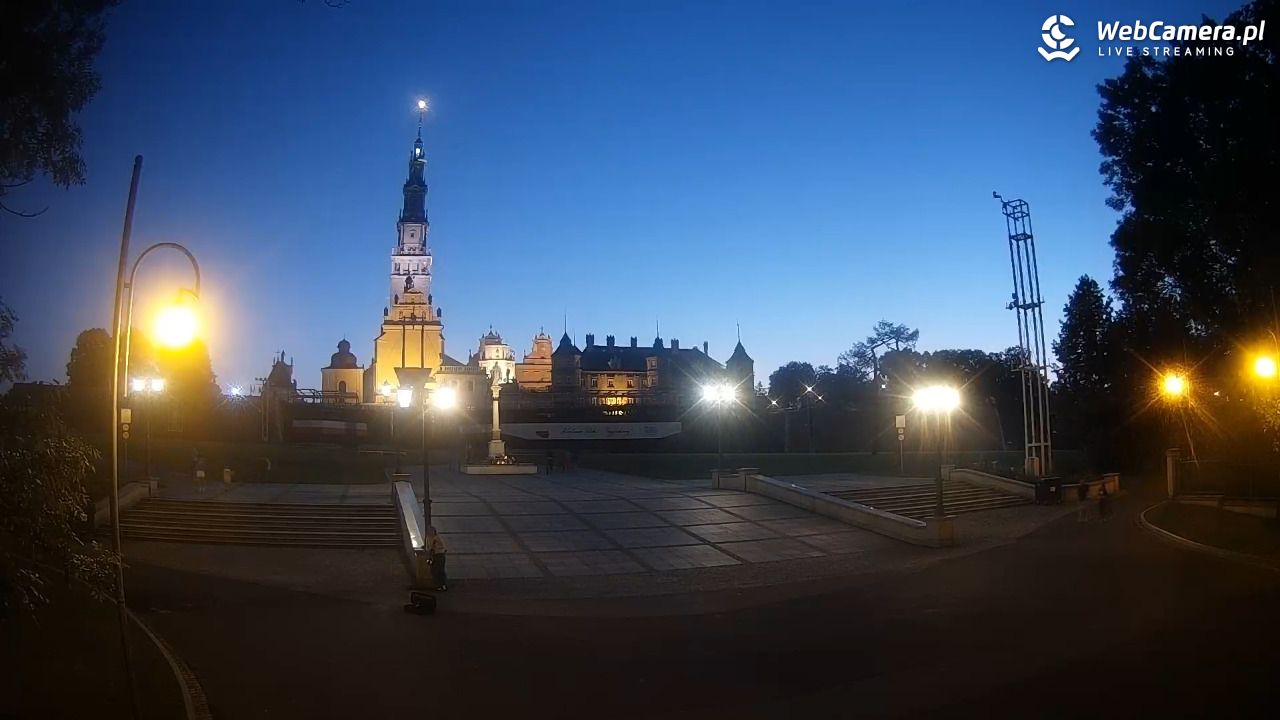 CZĘSTOCHOWA - widok na JASNĄ Górę - 25 lipiec 2026, 21:23