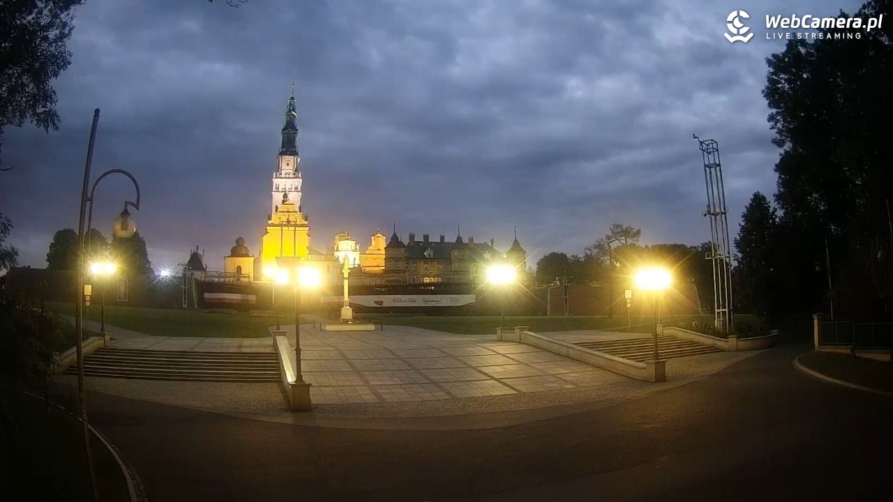 CZĘSTOCHOWA - widok na JASNĄ Górę - 07 wresień 2026, 19:41