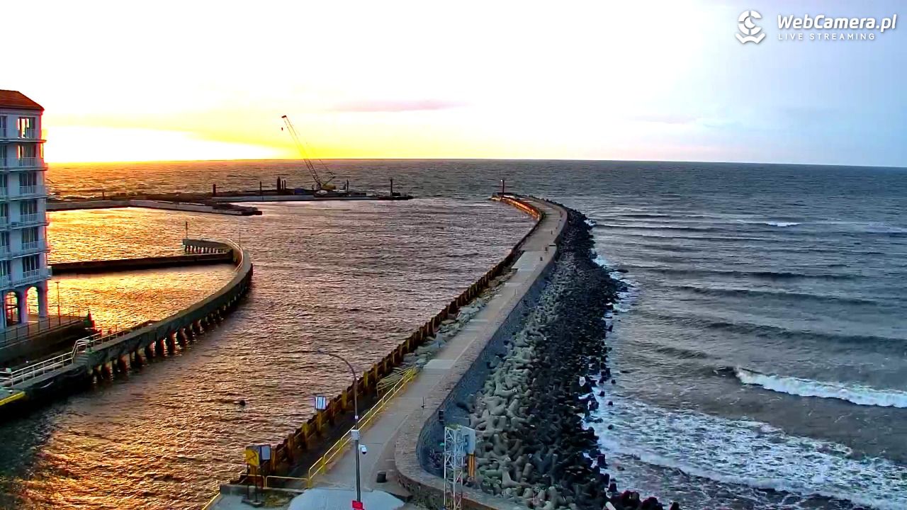 DARŁOWO - widok z latarni morskiej - 25 marzec 2026, 17:57