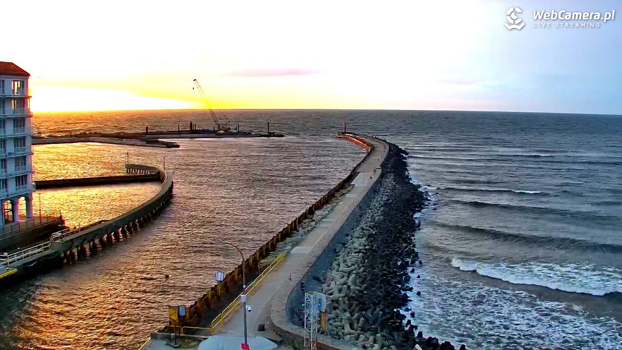 DARŁOWO - widok z latarni morskiej - 25 marzec 2026, 17:57