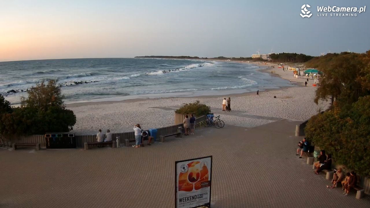 DARŁOWO - widok na plażę wschodnią - 11 sierpień 2026, 21:01