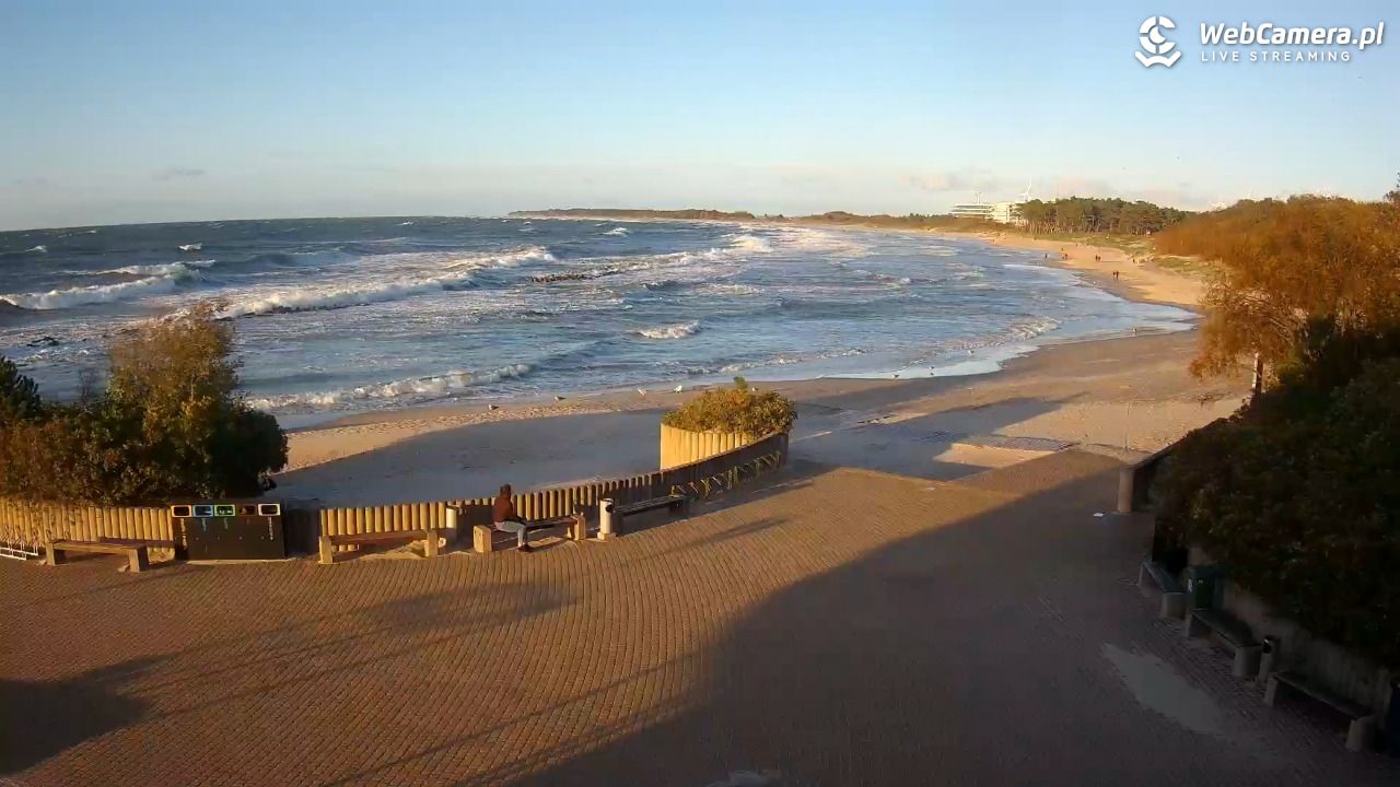 DARŁOWO - widok na plażę wschodnią - 21 wresień 2026, 18:06
