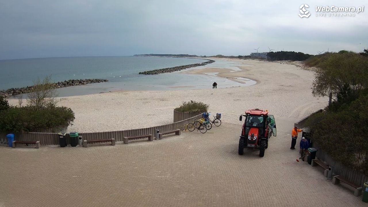 DARŁOWO - widok na plażę wschodnią - 04 maj 2026, 09:24