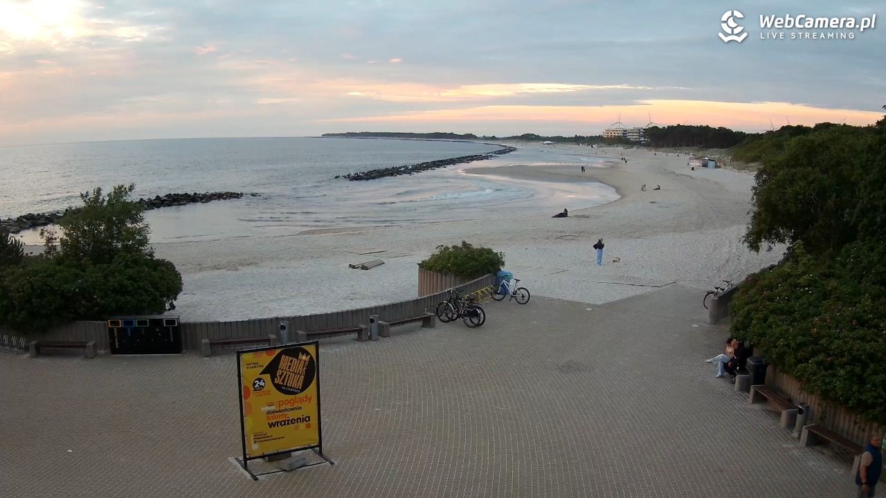 DARŁOWO - widok na plażę wschodnią - 17 czerwiec 2026, 21:27