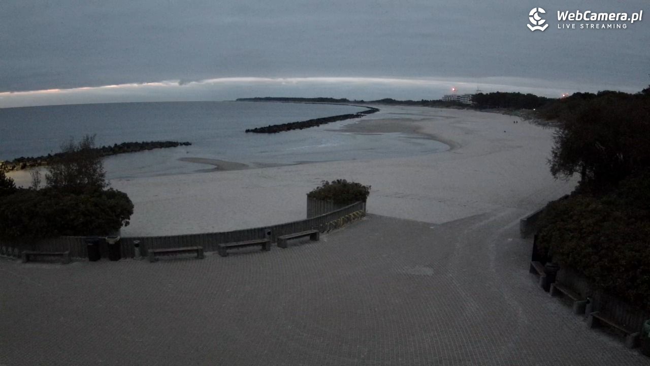 DARŁOWO - widok na plażę wschodnią - 30 wresień 2025, 06:21