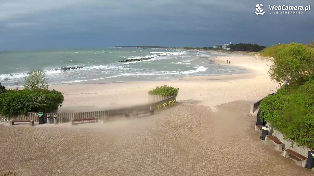 DARŁOWO - widok na plażę wschodnią - 16 maj 2025, 18:01