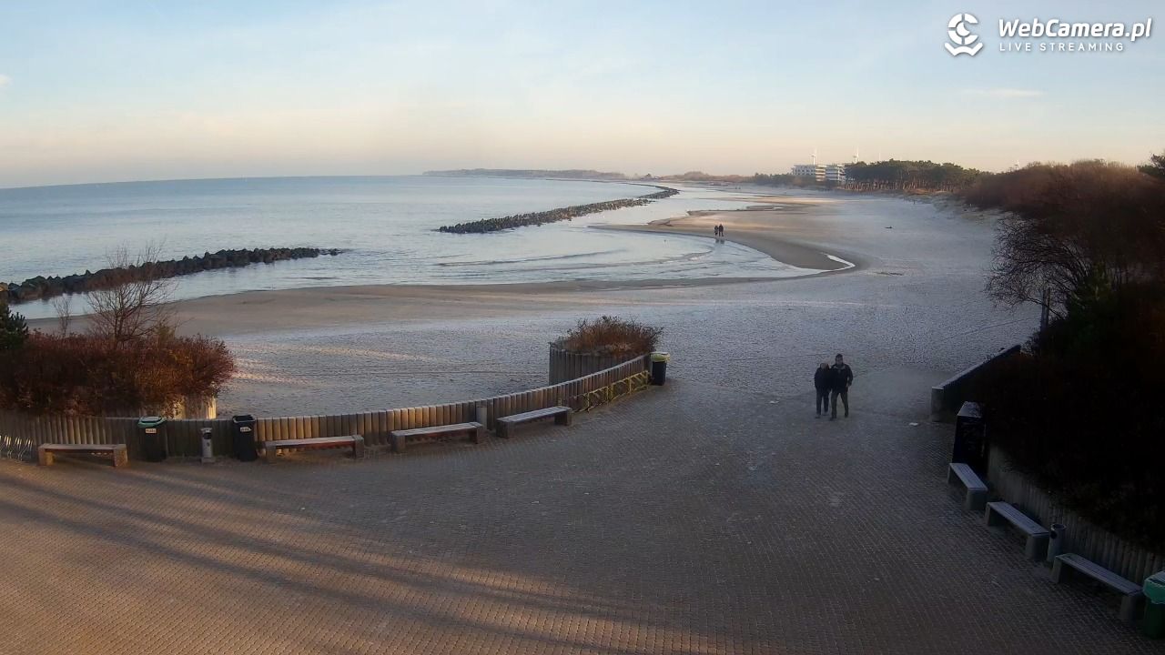 DARŁOWO - widok na plażę wschodnią - 02 grudzień 2025, 09:41