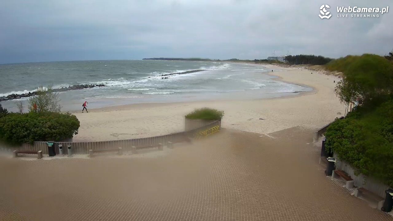 DARŁOWO - widok na plażę wschodnią - 15 maj 2025, 18:07