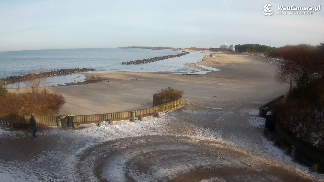 DARŁOWO - widok na plażę wschodnią - 15 styczeń 2026, 12:03