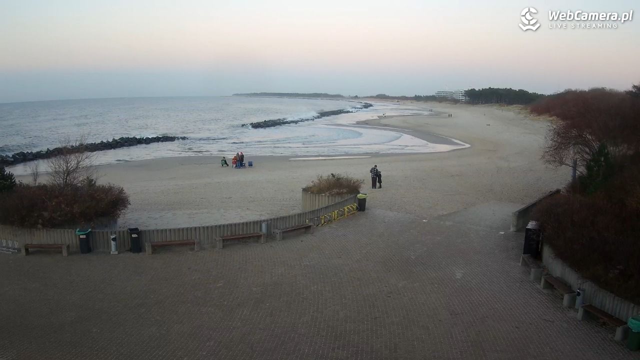 DARŁOWO - widok na plażę wschodnią - 01 grudzień 2025, 15:38