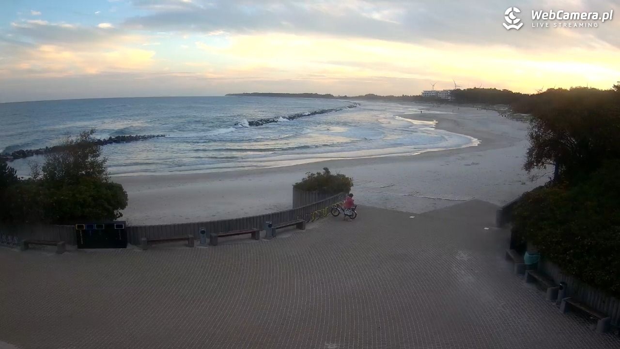 DARŁOWO - widok na plażę wschodnią - 26 wresień 2026, 07:06