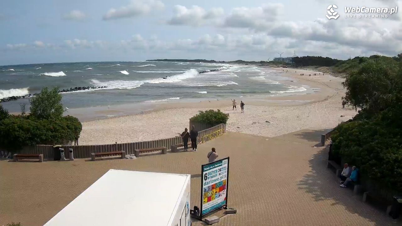 DARŁOWO - widok na plażę wschodnią - 09 czerwiec 2025, 09:38