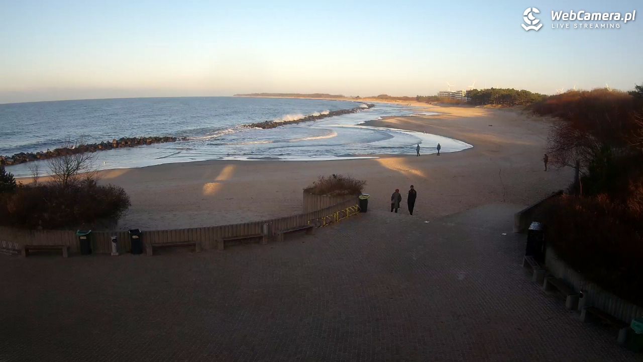 DARŁOWO - widok na plażę wschodnią - 01 grudzień 2025, 14:24
