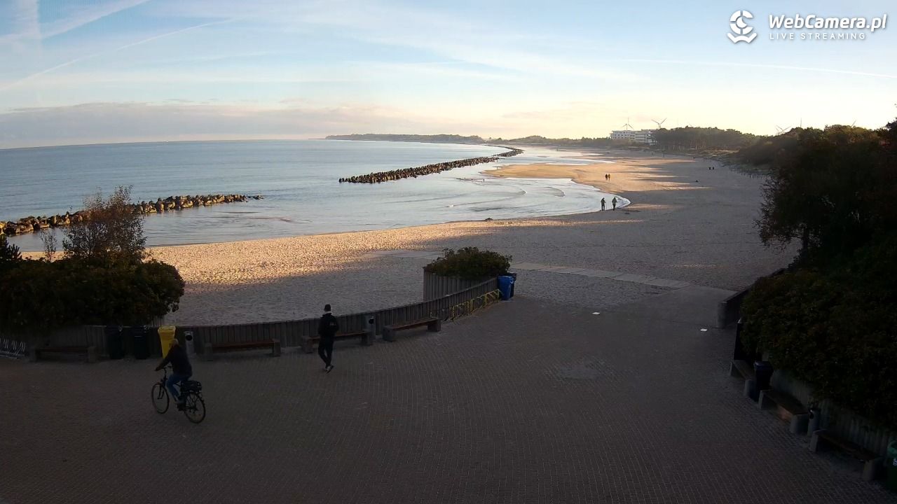 DARŁOWO - widok na plażę wschodnią - 28 wresień 2025, 08:25