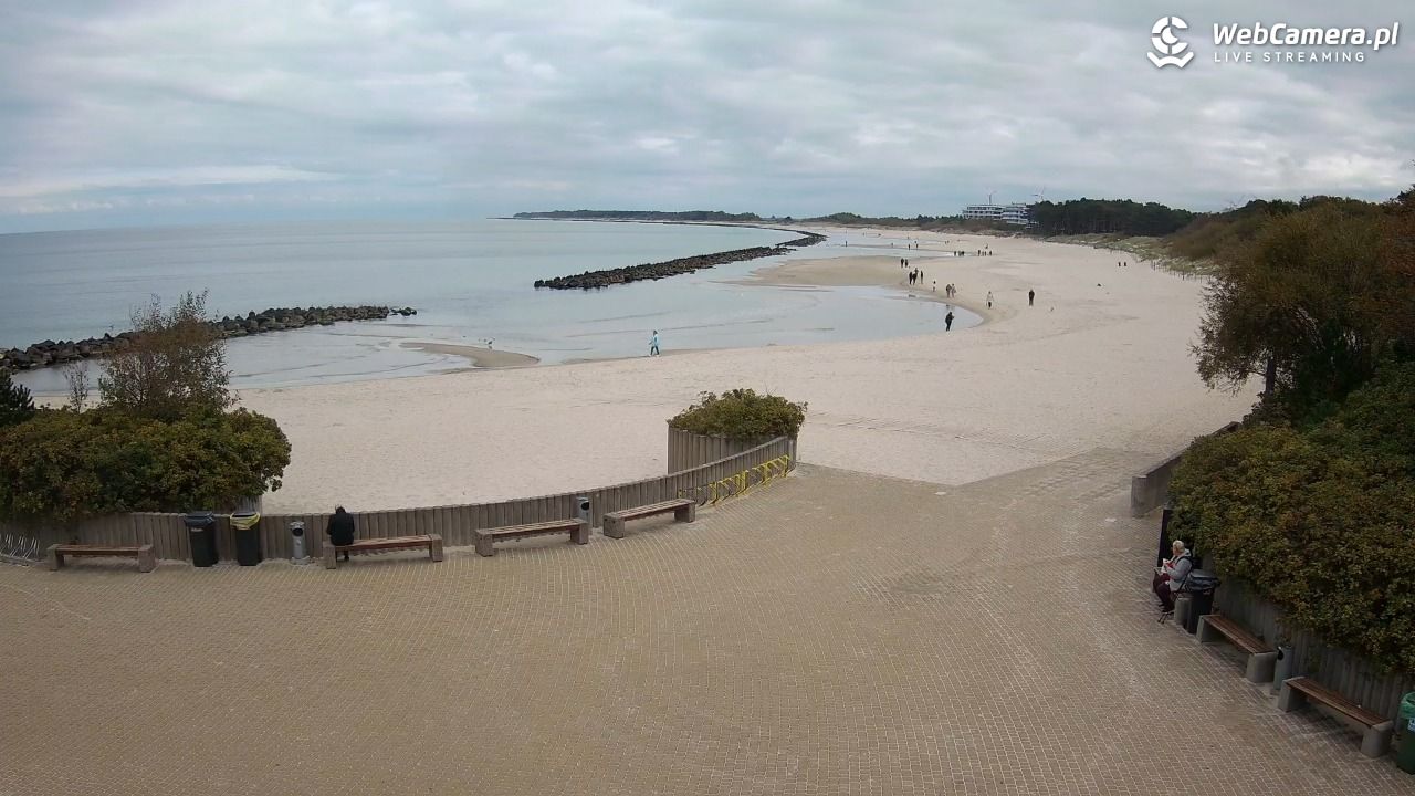 DARŁOWO - widok na plażę wschodnią - 30 wresień 2025, 10:55