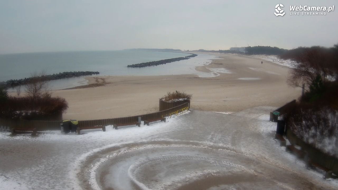 DARŁOWO - widok na plażę wschodnią - 14 styczeń 2026, 14:32