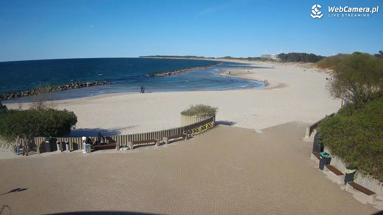 DARŁOWO - widok na plażę wschodnią - 26 kwiecień 2025, 17:13