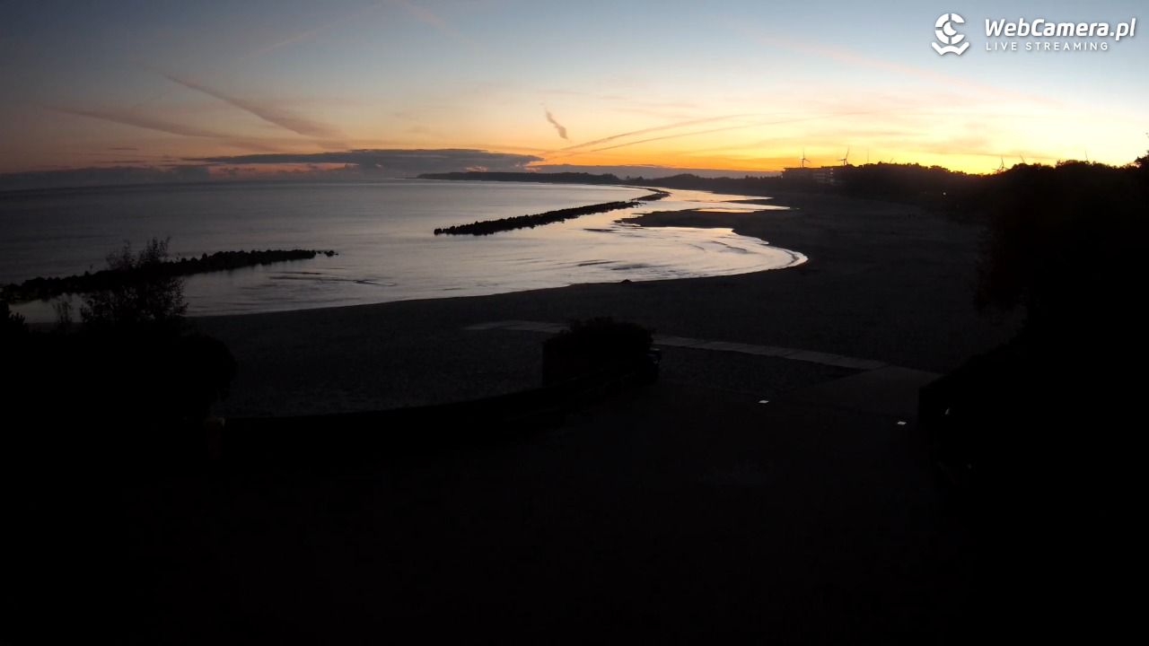 DARŁOWO - widok na plażę wschodnią - 28 wresień 2025, 06:08