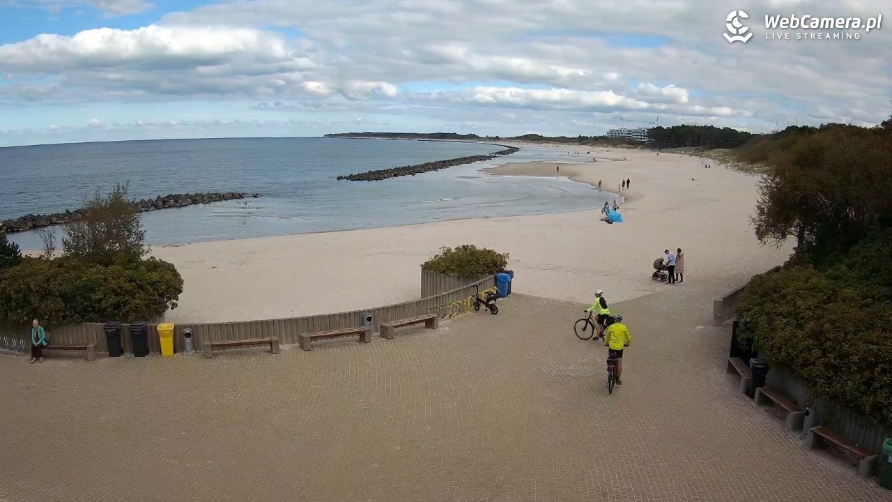 DARŁOWO - widok na plażę wschodnią - 28 wresień 2025, 12:42