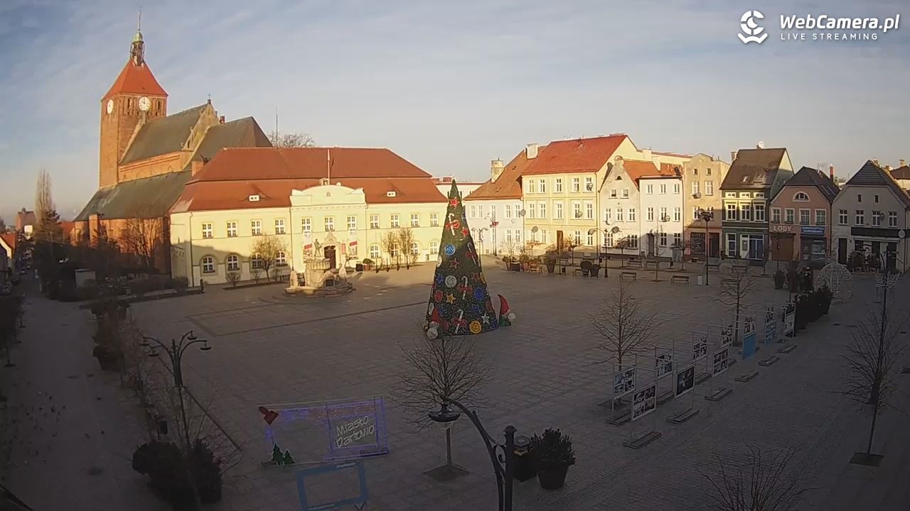 DARŁOWO - widok na Rynek - 25 grudzień 2025, 09:57