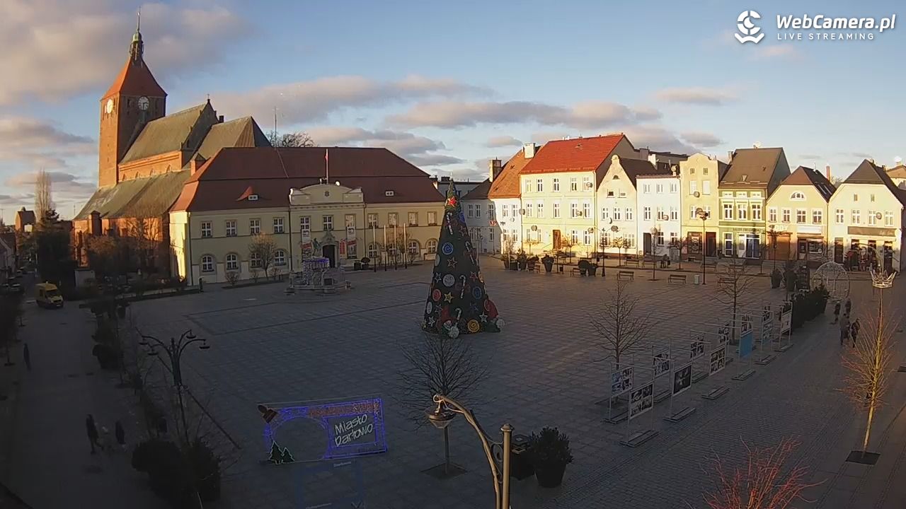 DARŁOWO - widok na Rynek - 28 grudzień 2025, 14:26