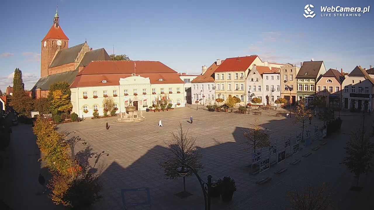 DARŁOWO - widok na Rynek - 19 październik 2025, 10:19