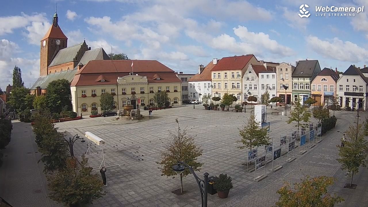 DARŁOWO - widok na Rynek - 21 wresień 2026, 14:35