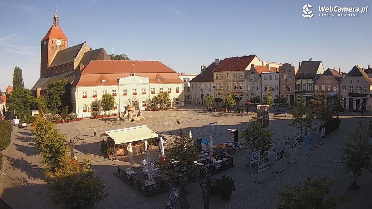 DARŁOWO - widok na Rynek - 09 sierpień 2026, 07:55