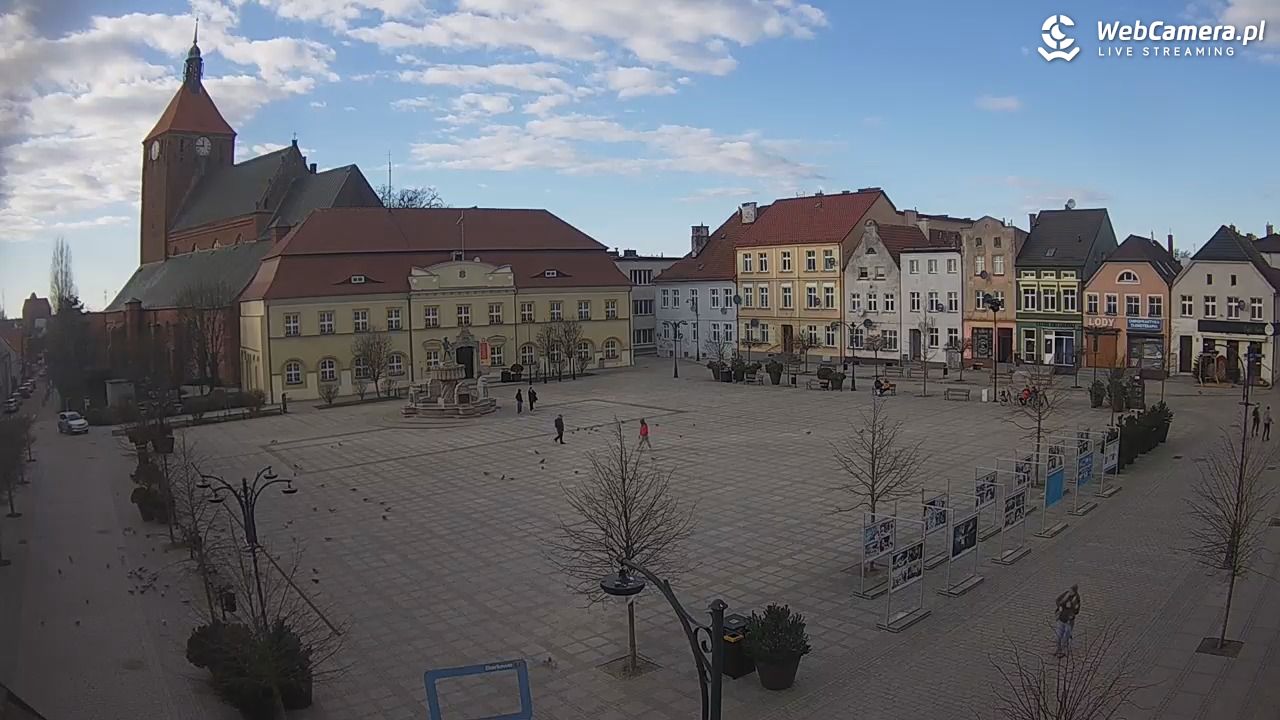 DARŁOWO - widok na Rynek - 21 marzec 2026, 16:13