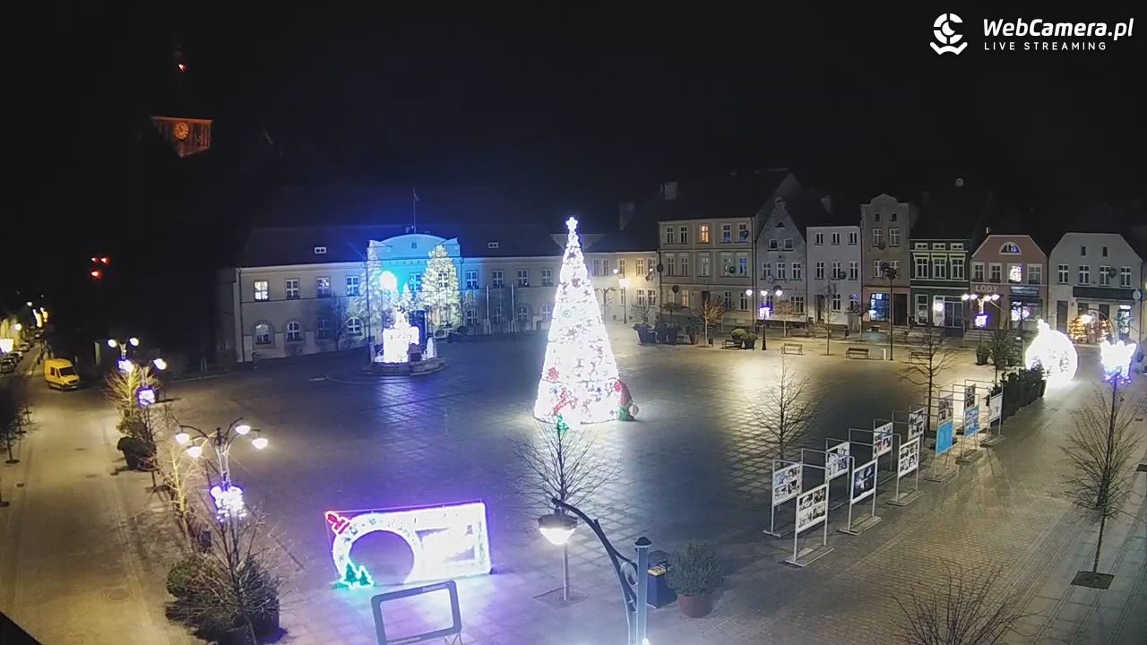 DARŁOWO - widok na Rynek - 28 grudzień 2025, 22:36