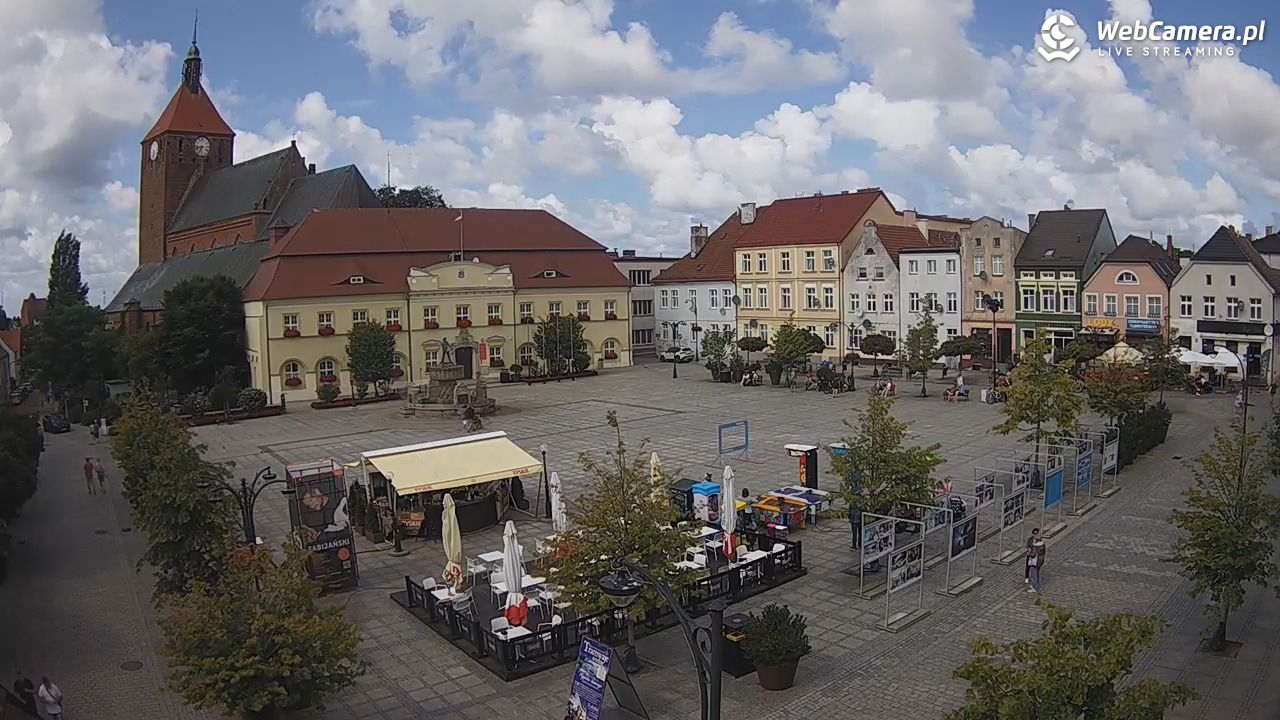 DARŁOWO - widok na Rynek - 11 sierpień 2026, 14:01