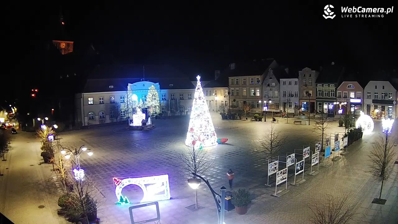 DARŁOWO - widok na Rynek - 27 grudzień 2025, 18:13