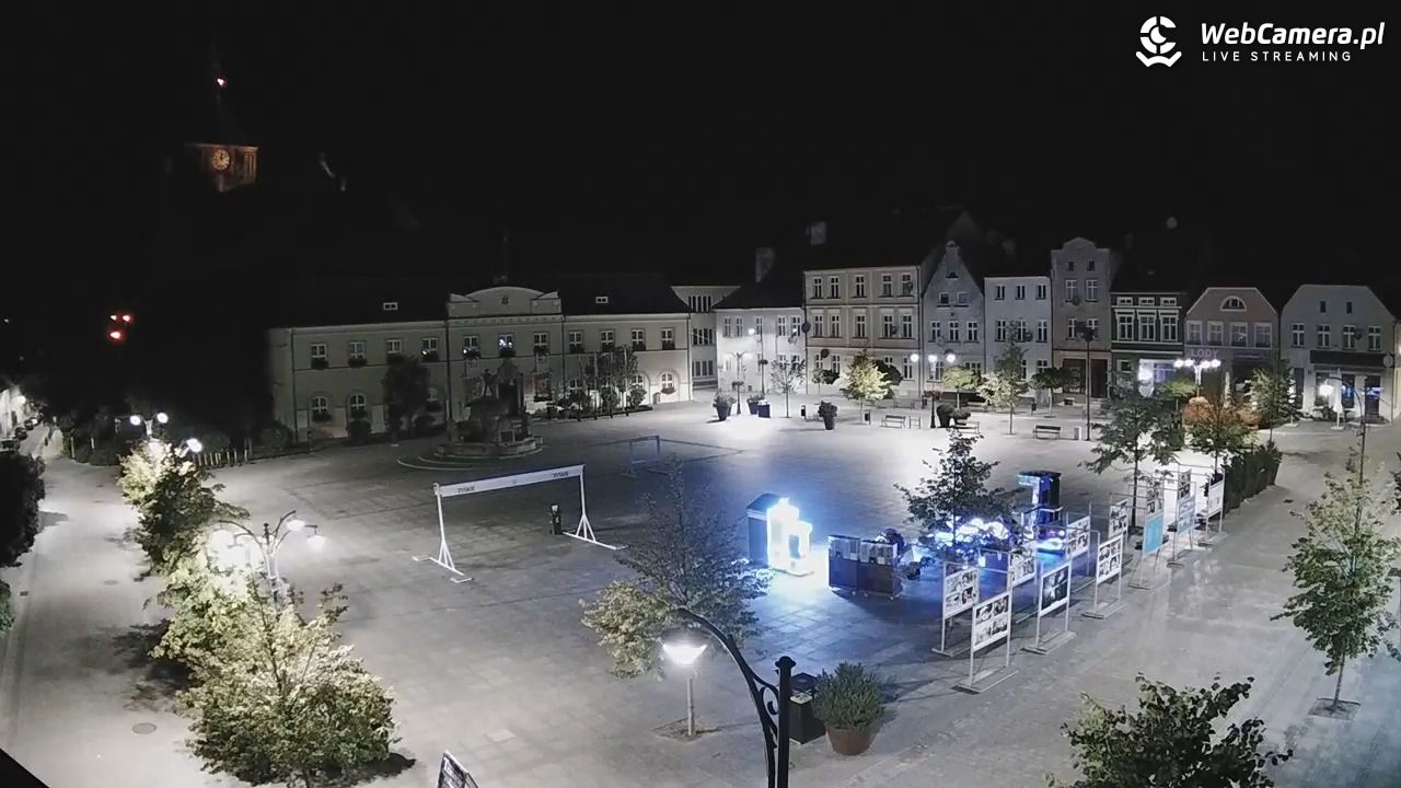 DARŁOWO - widok na Rynek - 27 sierpień 2025, 00:10
