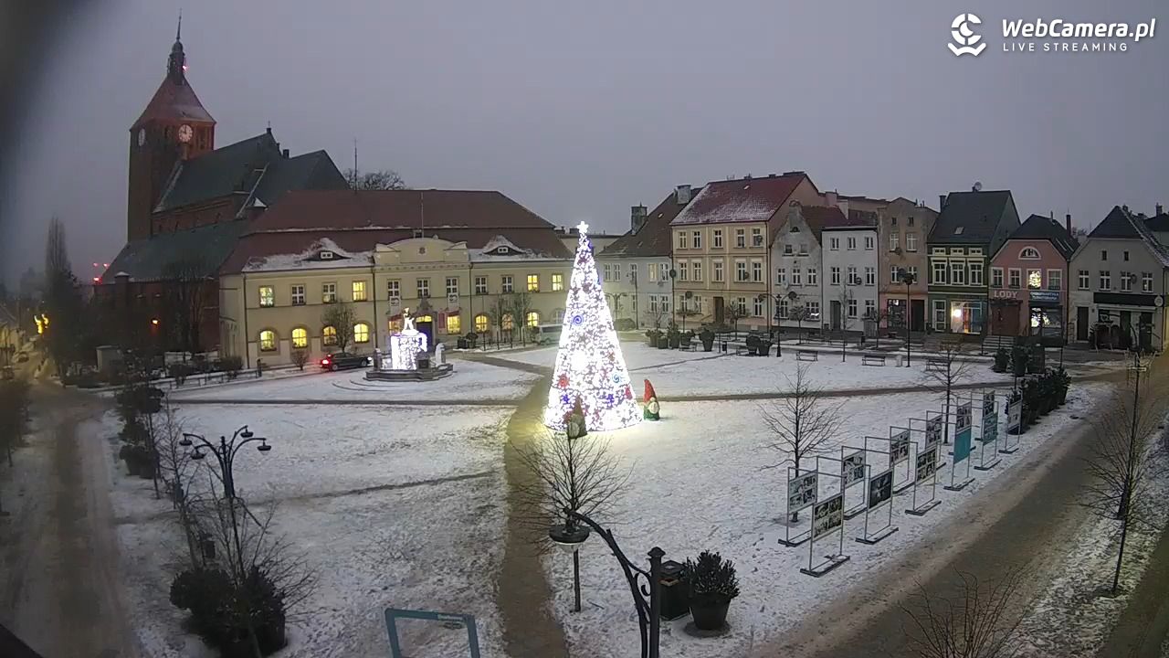 DARŁOWO - widok na Rynek - 10 luty 2026, 07:04