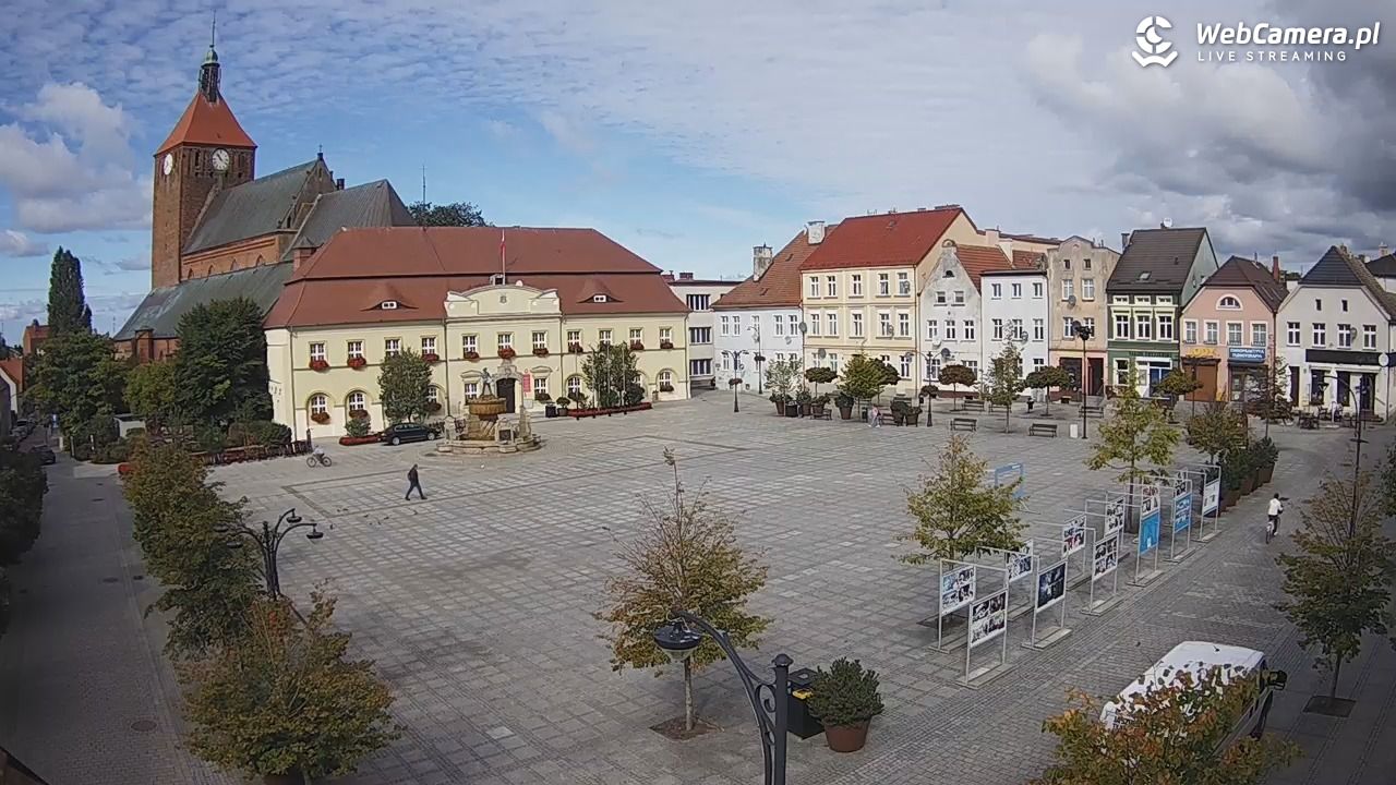 DARŁOWO - widok na Rynek - 23 wresień 2026, 12:08
