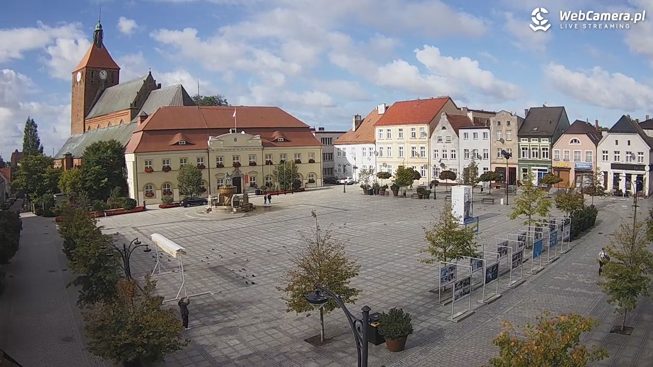 DARŁOWO - widok na Rynek - 21 wresień 2026, 14:35