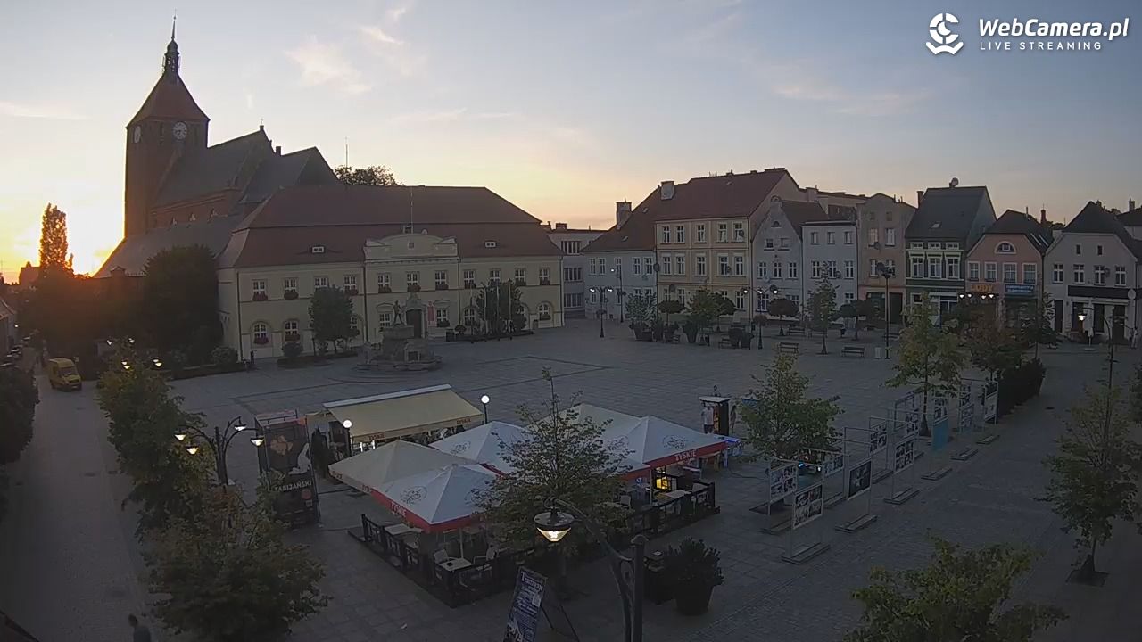 DARŁOWO - widok na Rynek - 12 sierpień 2026, 20:25