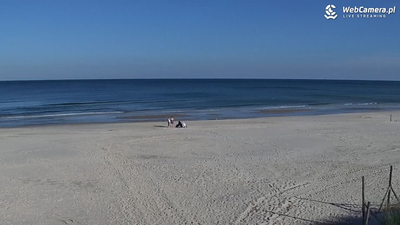 DĘBKI - widok na plażę - 16 październik 2026, 09:21