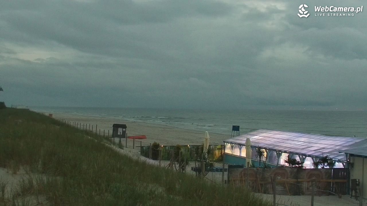 DĘBKI - widok na plażę - 23 lipiec 2026, 04:05