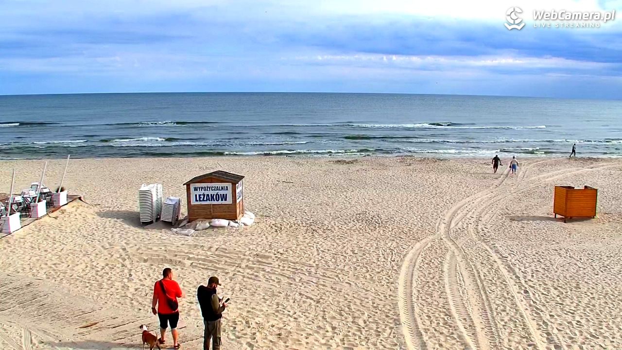 DĘBKI - widok na plażę - 05 lipiec 2025, 08:14