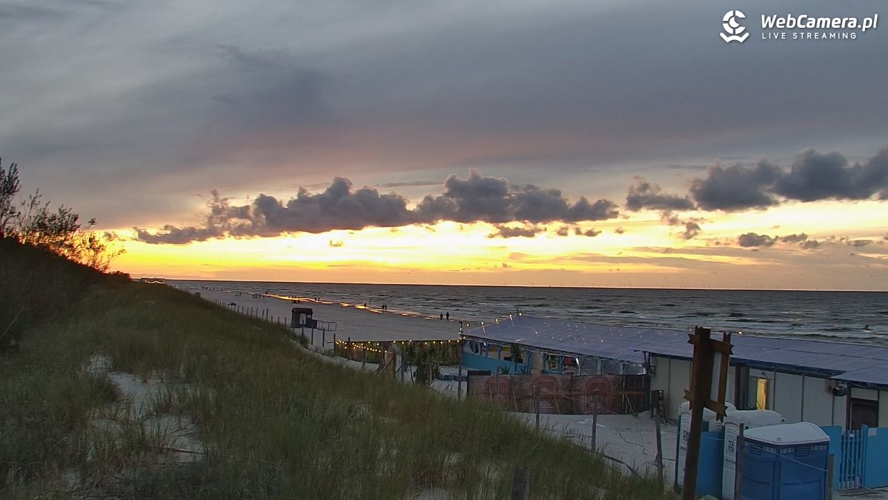 DĘBKI - widok na plażę - 02 wresień 2026, 19:46