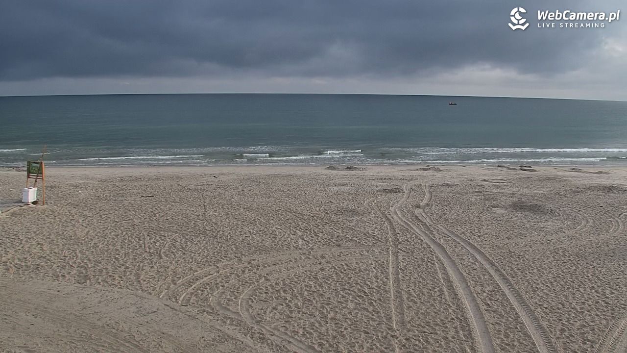 DĘBKI - widok na plażę - 23 lipiec 2026, 06:10