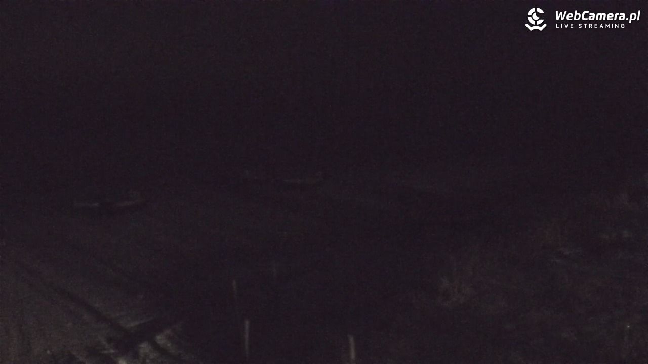 DĘBKI - widok na plażę - 20 styczeń 2026, 21:02