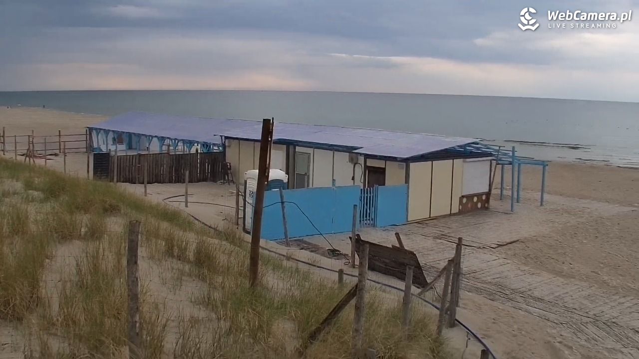 DĘBKI - widok na plażę - 07 czerwiec 2026, 17:22