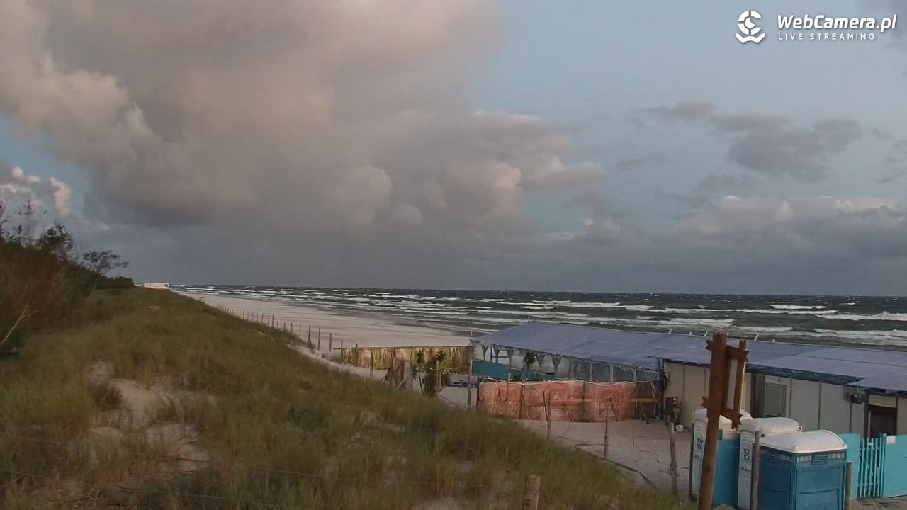 DĘBKI - widok na plażę - 05 wresień 2026, 05:41
