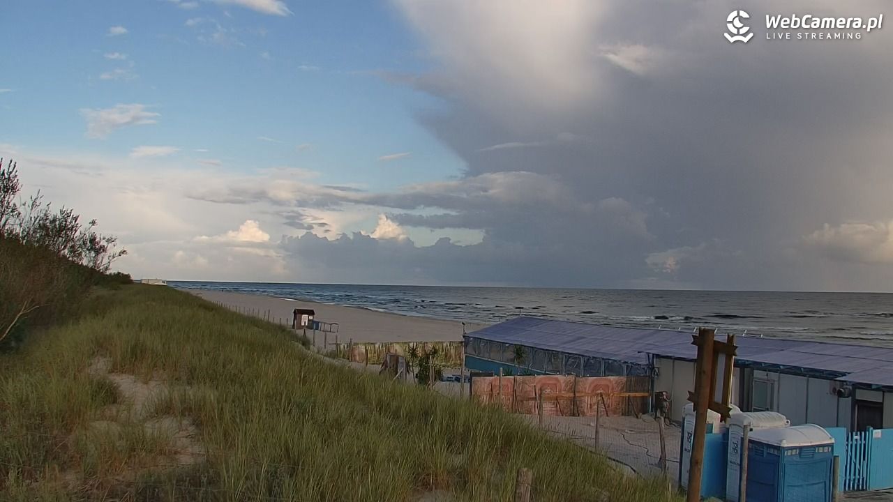 DĘBKI - widok na plażę - 03 wresień 2026, 07:46